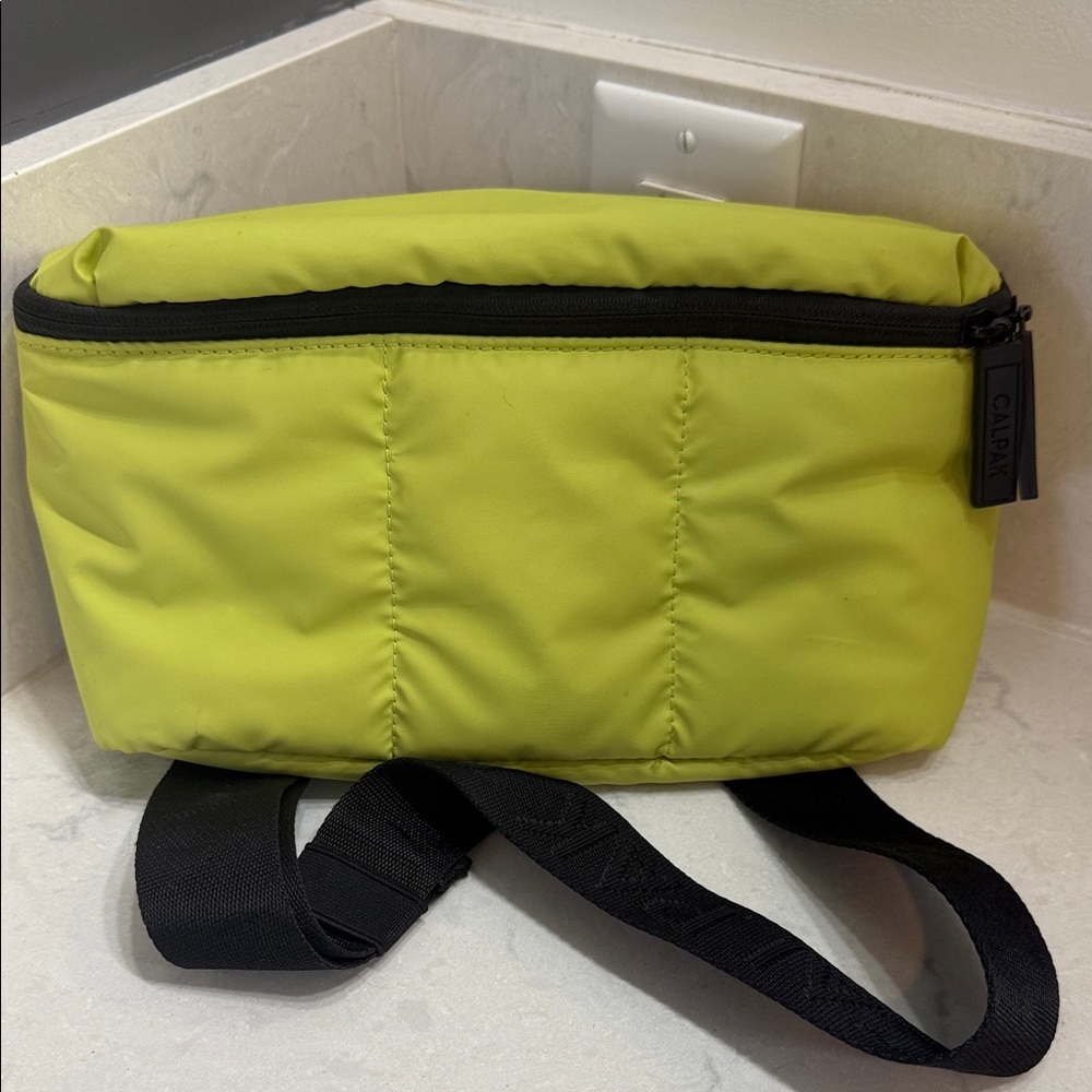 Calpak Luca Belt Bag - Celery
